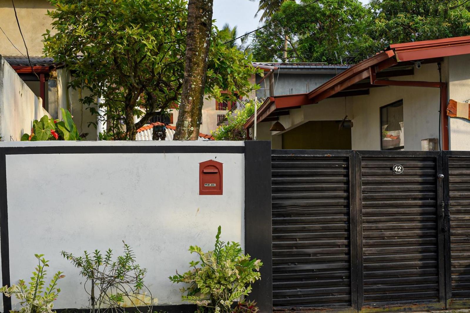 4Ty Two Homestay Galle Exteriér fotografie